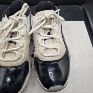 Nike Black‎ and White Kids Sneakers